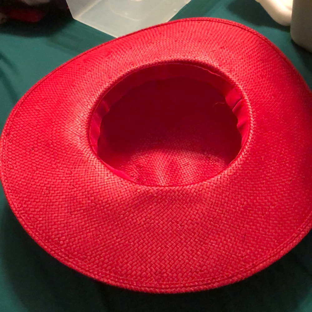 Red Hat - Picture 2 of 2